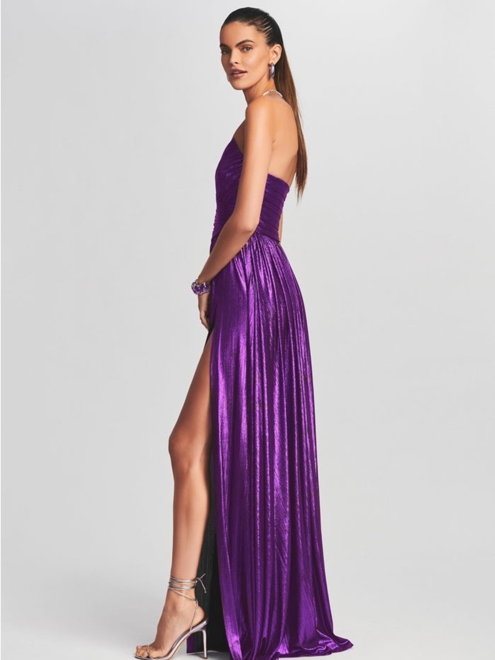 Retrofête Waldorf Formal Strapless Gown in Metallic Purple - size Small - Picture 3 of 8